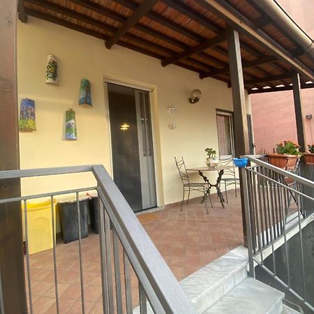 Appartamento In Villa Alle Falde Del Vesuvio ナポリ エクステリア 写真